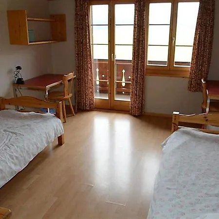 Schonried Sleeps 12 Wifi Apartment *